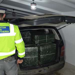 Peste 21.000 pachete cu țigări de contrabandă, confiscate la frontiera de nord