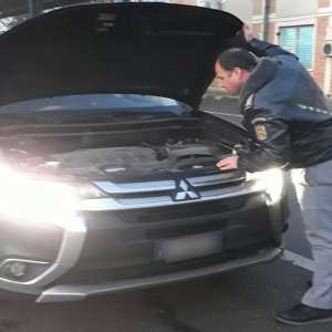 Autoturism semnalat furat din Italia, depistat la controlul de frontieră