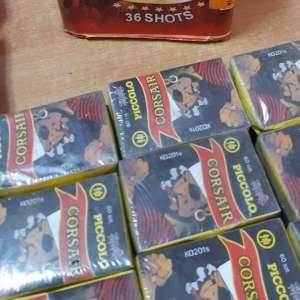 Materiale pirotehnice descoperite la controlul de frontieră