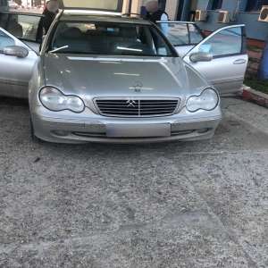 Bărbat cercetat penal pentru nerespectarea regimului armelor și munițiilor și contrabandă calificată