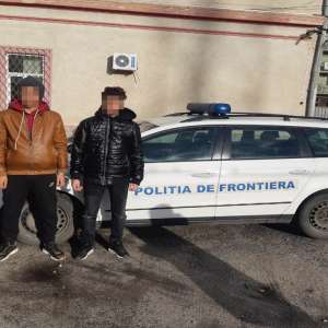 Doi tineri algerieni opriți din drumul ilegal spre vestul Europei