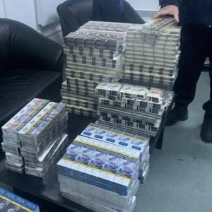 Ţigări ascunse în bagaje, descoperite de poliţiştii de frontieră în P.T.F. Giurgiu