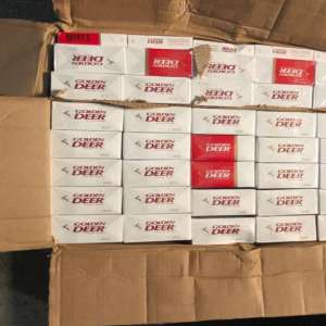 Peste 25.000 de pachete cu țigări de contrabandă, confiscate la frontiera de nord