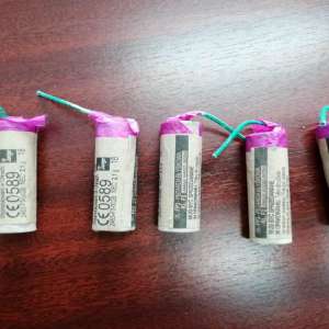 Peste 2.000 de articole pirotehnice confiscate de poliţiştii de frontieră