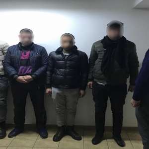 Trei cetăţeni turci călăuziţi de un cetăţean moldovean, depistați de poliţiştii de frontieră