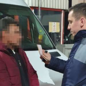 Cetăţeni turci, depistați în P.T.F. Giurgiu, având cărți de identitate ce aparțineau altor persoane