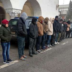 Nouăsprezece irakieni şi sirieni, depistaţi la Borș când încercau să treacă ilegal frontiera în Ungaria