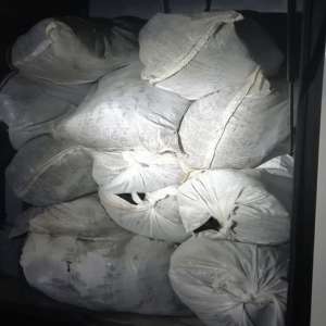 Aproximativ 470 kg de peşte din specia calcan, transportate fără documente legale, confiscate de polițiștii de frontieră în P.T.F. Vama Veche