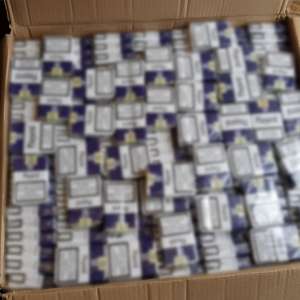Peste 34.000 de pachete cu ţigări,  ascunse în pereții dubli ai unei autoutilitare,  descoperite de polițiștii de frontieră