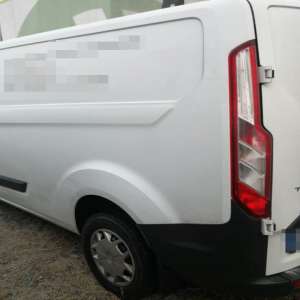 Două autoturisme căutate de autoritățile din Franța și Italia, descoperite în P.T.F. Petea