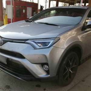 Autoturism căutat de autorităţile din Spania, descoperit la controlul de frontieră