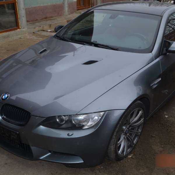 Autoturism căutat de autorităţile din Italia, descoperit în cadrul unei acţiuni specifice de poliţiştii de frontieră