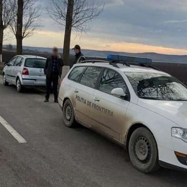 Depistat la volan, fără permis de conducere