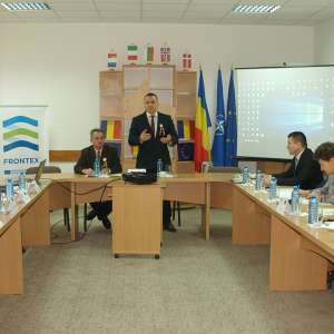 Simpozion pentru sărbătorirea Centenarului Marii Uniri, la Școala de Perfecționare a Pregătirii Personalului Poliției de Frontieră Drobeta Turnu Severin 