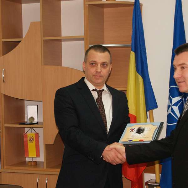 Simpozion pentru sărbătorirea Centenarului Marii Uniri, la Școala de Perfecționare a Pregătirii Personalului Poliției de Frontieră Drobeta Turnu Severin