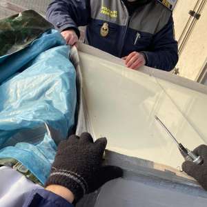 Ţigări ascunse într-un spațiu confecționat artizanal într-o remorcă, descoperite de poliţiştii de frontieră în P.T.F. Giurgiu