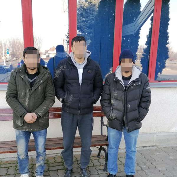 Trei afgani și un pakistanez opriți din drumul ilegal spre vestul Europei