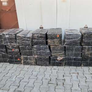 Țigări de contrabandă, transportate cu dronele