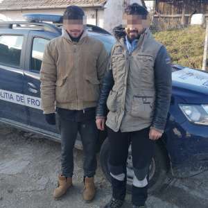 Șase cetățeni din Afganistan, călăuziți de un sârb, opriți la frontiera cu Ungaria