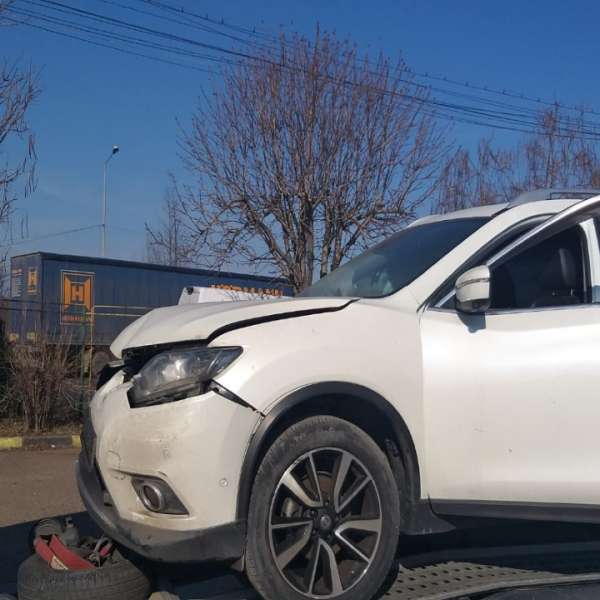 Autoturism căutat în Franţa, descoperit la controlul de frontieră