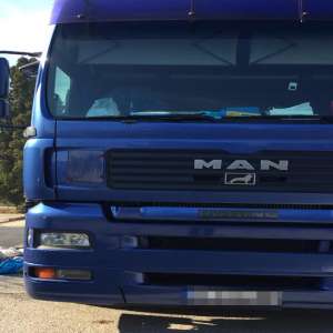 Cincisprezece cetăţeni din Siria, Irak şi Afganistan, ascunși într-o remorcă frigorifică, depistaţi la Calafat