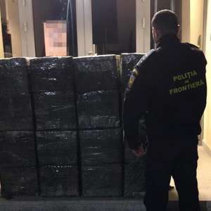 Țigări în valoare de peste 70.000 lei, confiscate la frontiera de nor
