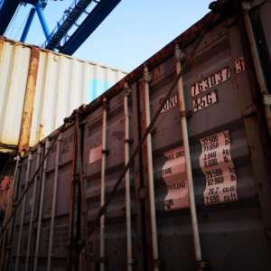 Containerele cu deșeuri depistate în Portul Constanţa Sud Agigea, returnate către expeditor