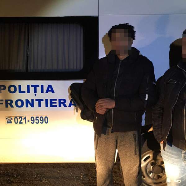 Doi marocani opriți din drumul ilegal spre vestul Europei