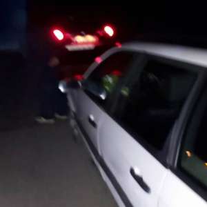 Auto încărcat cu ţigări de contrabandă, interceptat la Dorohoi