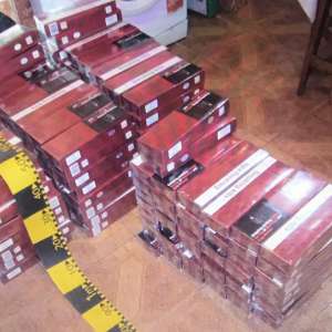 Țigări de contrabandă și obiecte de patrimoniu descoperite și confiscate de polițiștii de frontieră din Olt