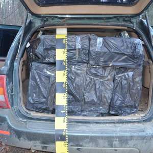 În ultimele 24 de ore, peste 11.000 pachete țigări confiscate de polițiștii de frontieră
