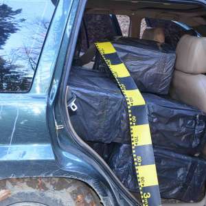 În ultimele 24 de ore, peste 11.000 pachete țigări confiscate de polițiștii de frontieră