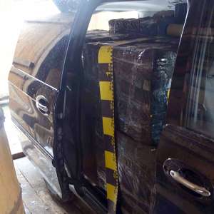 Peste 16.000 pachete cu țigări de contrabandă, confiscate la frontiera de nord