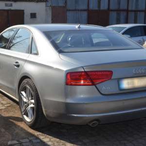 Autoturism Audi A8 căutat de autorităţile din Norvegia, descoperit în Iaşi