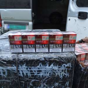 Un autoturism încărcat cu 7.000 de pachete cu țigări confiscat de polițiștii de frontieră maramureșeni