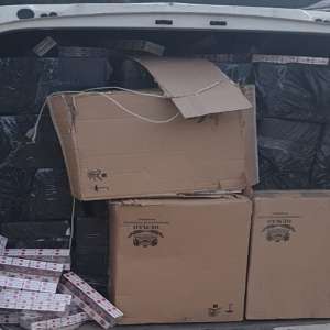 Aproximativ 40.000 de pachete cu țigări de contrabandă depistate la graniţa cu Ucraina