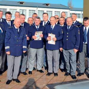 1 Decembrie - La mulți ani, România! La mulți ani, români!