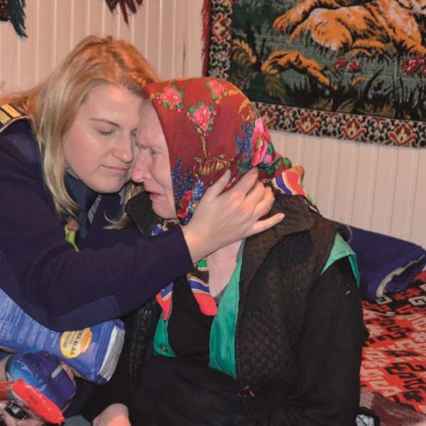 Împreună putem reuşi să aducem zâmbete
