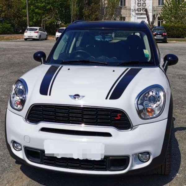 Autoturism căutat de autoritățile din Marea Britanie,  descoperit la Constanţa