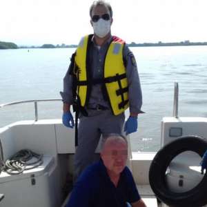 Marinar scos din apa fluviului Dunărea de poliţiştii de frontieră doljeni