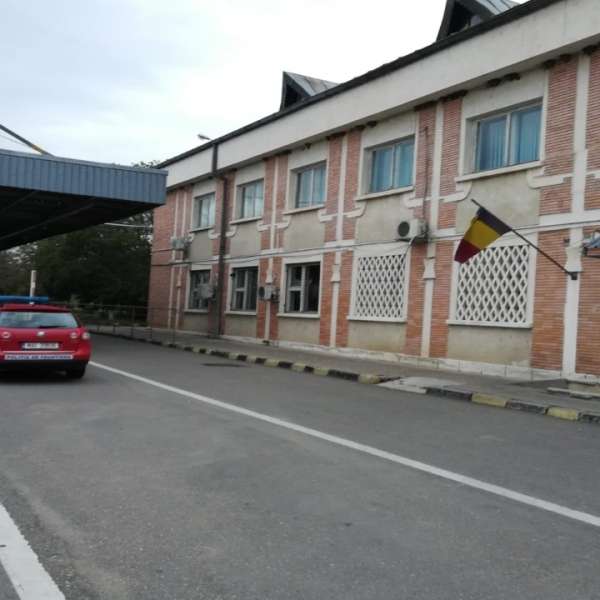 Şofer profesionist surprins asupra hoţiei