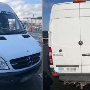 Autoutilitară căutată de autorităţile din Marea Britanie, depistată de poliţiştii de frontieră de la P.T.F. Nădlac II