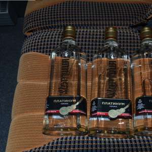 Bunuri de contrabandă în valoare de aproape 1.400.000 lei, oprite la frontiera de est