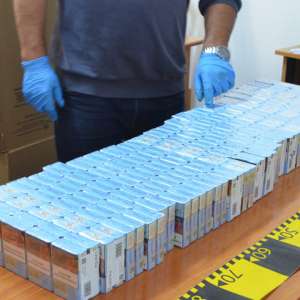 Persoane implicate în contrabandă, cercetate în stare de arest preventiv