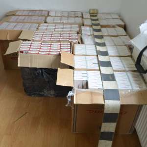 Ţigări în valoare de 125.000 lei, confiscate la frontiera de nord a României