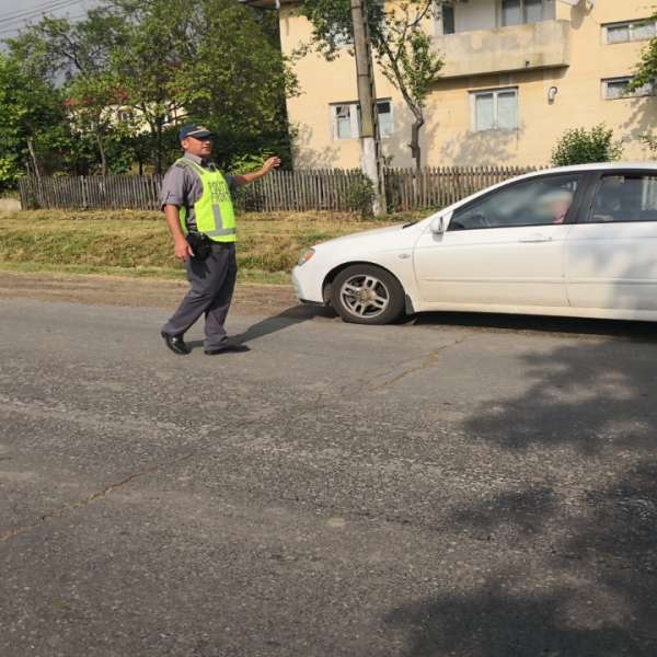 Autoturism cu autorizație de circulație provizorie expirată, descoperit în trafic de polițiștii de frontieră gălățeni