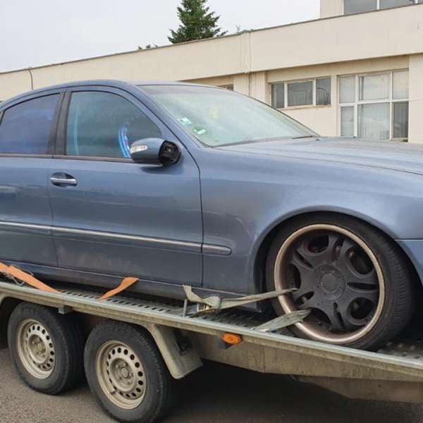 Autoturism căutat de autorităţile din Grecia, descoperit la P.T.F. Giurgiu