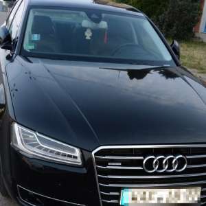 Autoturisme de lux căutate de autorităţile din Italia, respectiv Ungaria, descoperite de poliţiştii de frontieră de la P.T.F. Borș