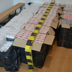 Ţigări în valoare de peste 122.000 lei, confiscate la frontiera de nord