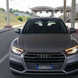 Autoturism în valoare de aproximativ 50.000 euro, oprit de poliţiştii de frontieră de la P.T.F. Galaţi